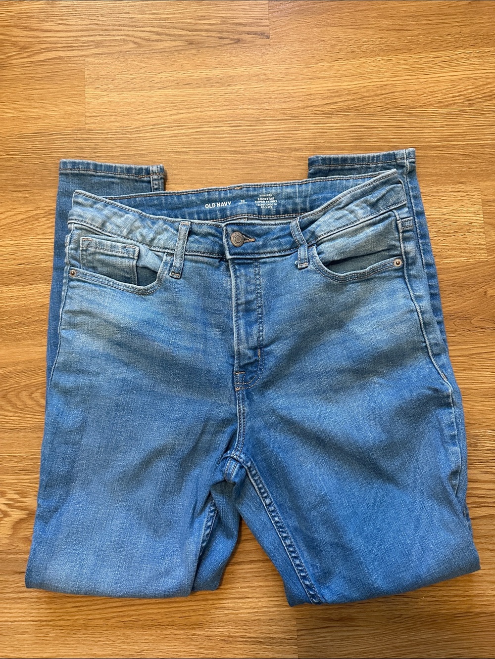 Old Navy Rockstar Super Skinny Jeans